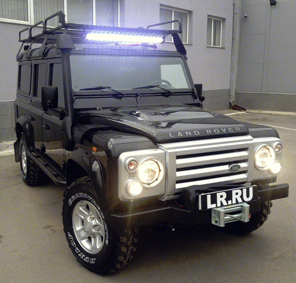 LR DEFENDER CUSTOM